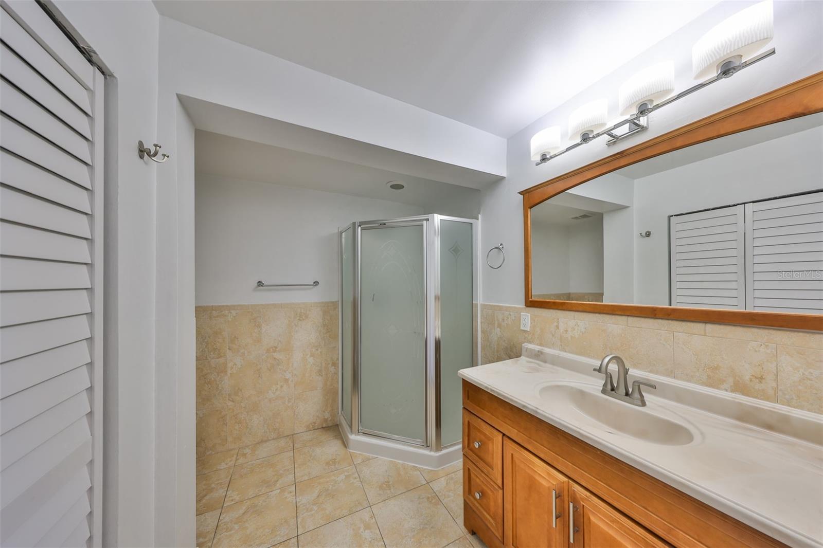 4619 W BAY VILLA AVE, TAMPA, FL, 33611