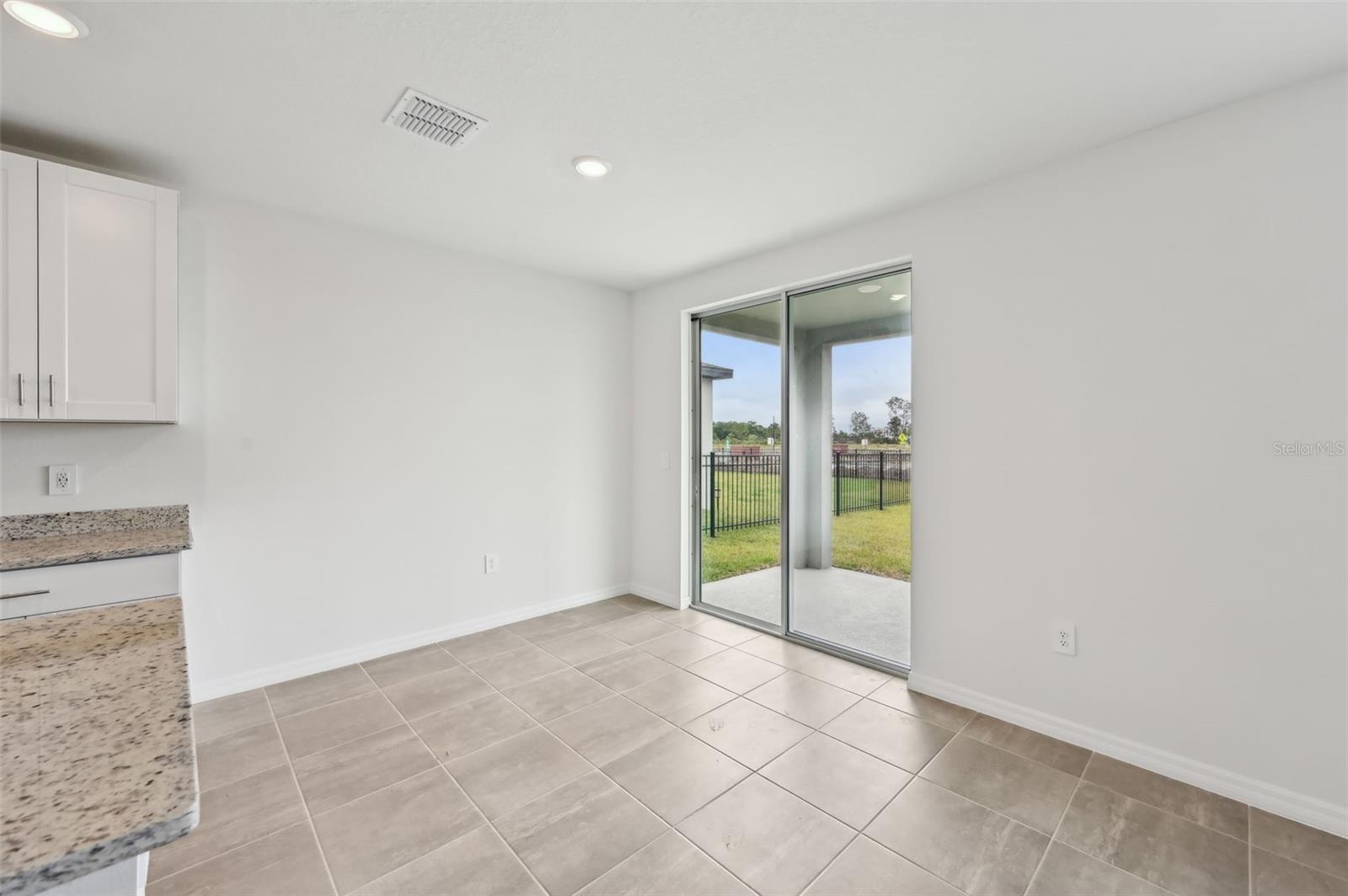 225 LAZY SHORE DR, NOKOMIS, FL, 34275