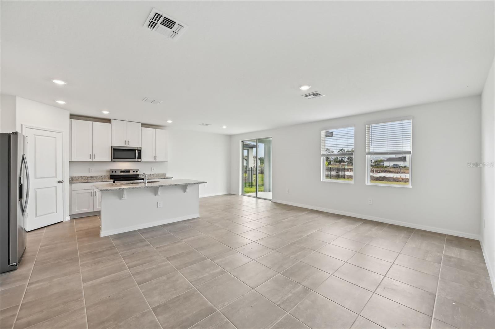 225 LAZY SHORE DR, NOKOMIS, FL, 34275