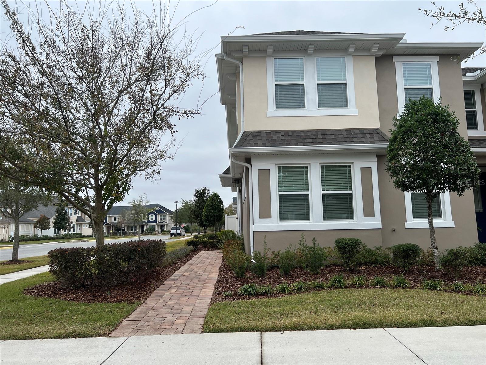 8574 DUFFERIN LN, ORLANDO, FL, 32832