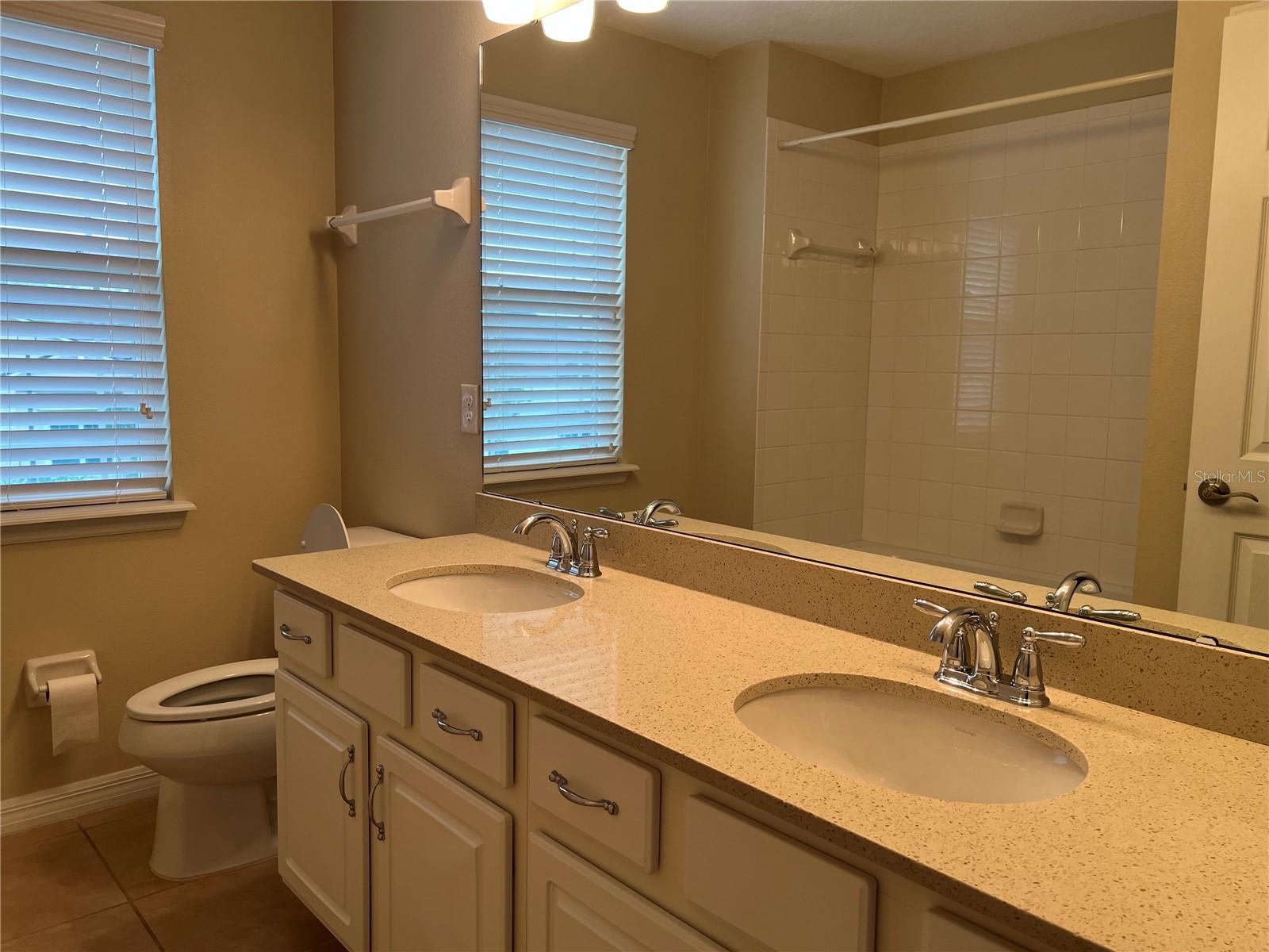 8574 DUFFERIN LN, ORLANDO, FL, 32832