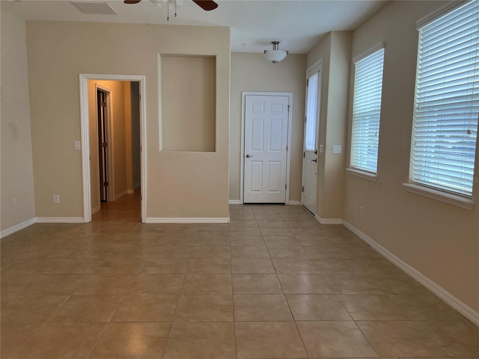 8574 DUFFERIN LN, ORLANDO, FL, 32832