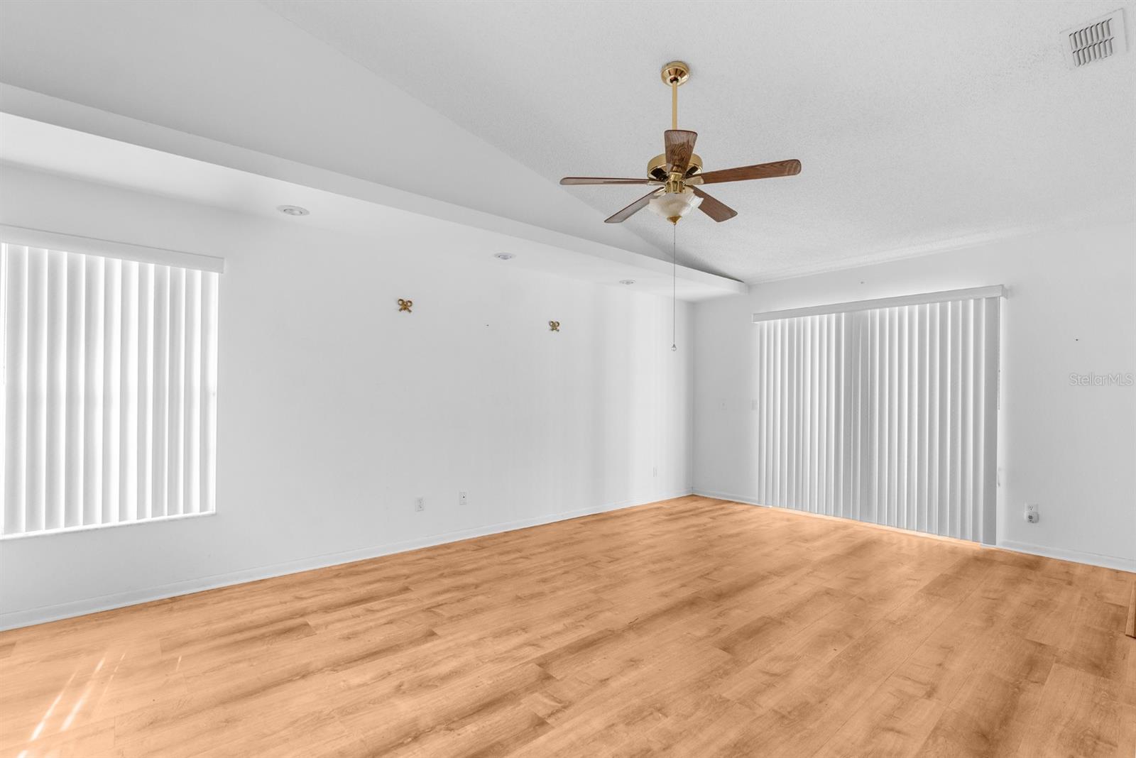 555 CRESSIDA CIR, SPRING HILL, FL, 34609