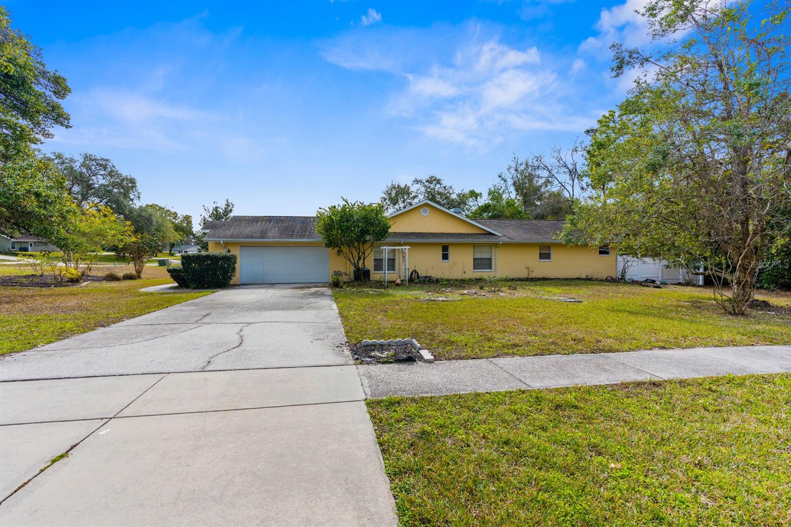 555 CRESSIDA CIR, SPRING HILL, FL, 34609