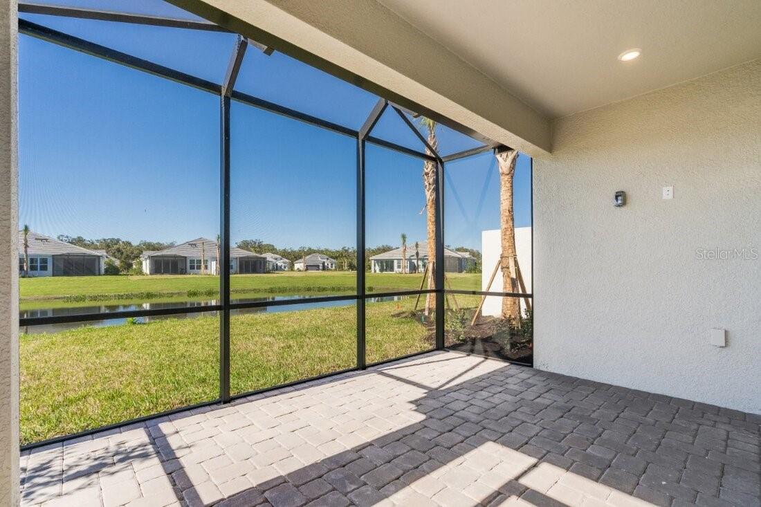 8109 MOONBEAM AVE, SARASOTA, FL, 34241
