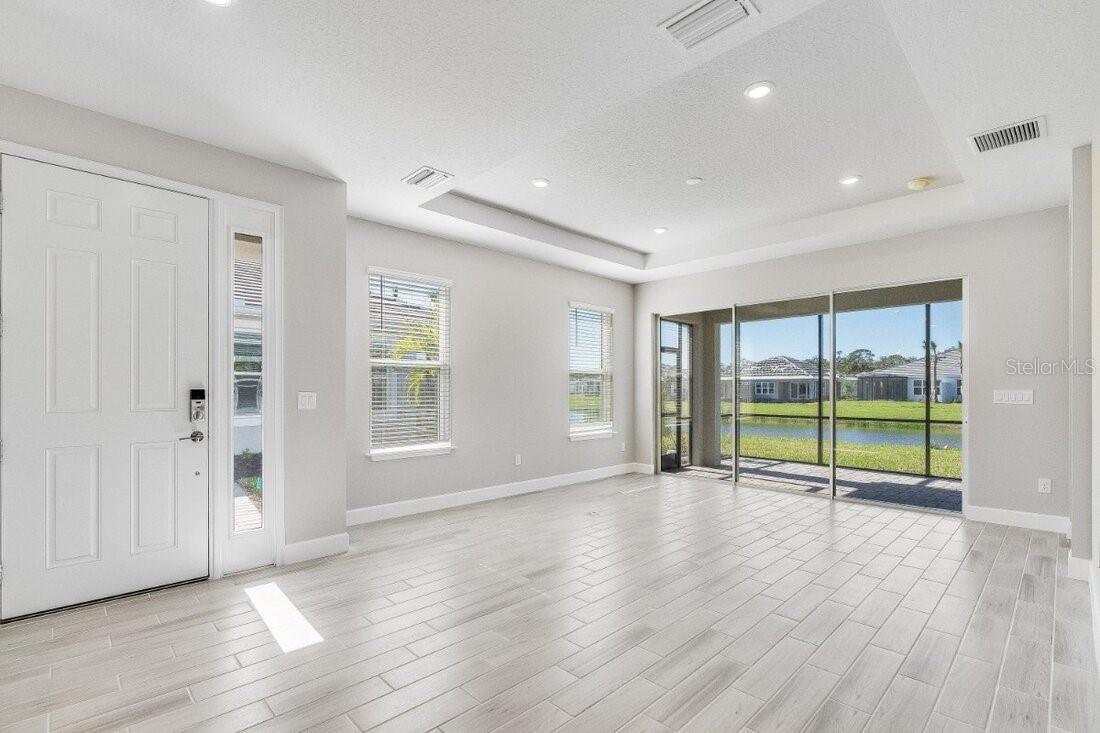 8109 MOONBEAM AVE, SARASOTA, FL, 34241
