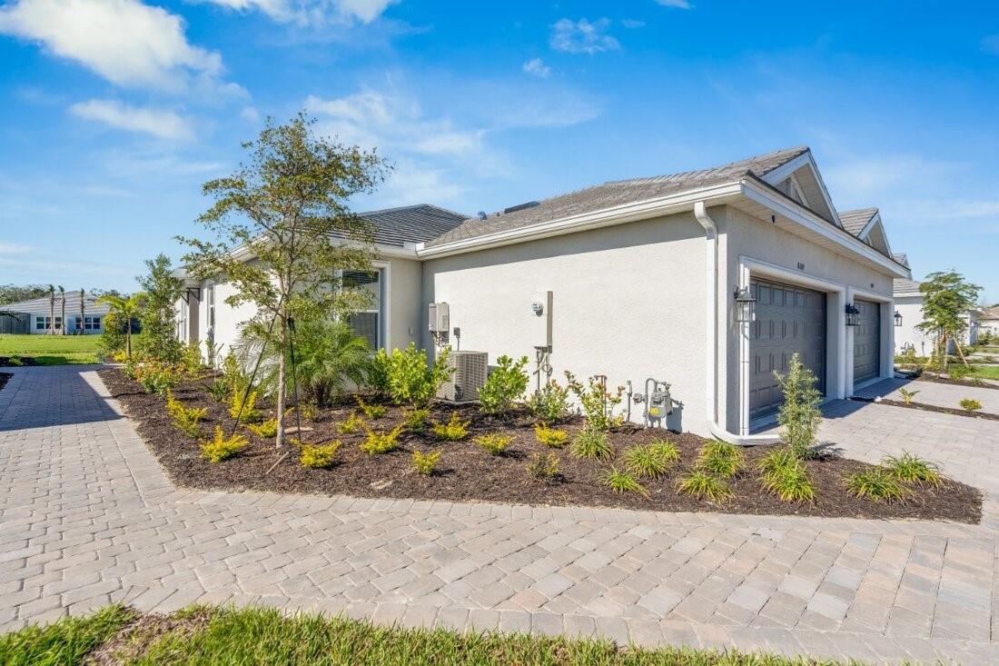 8109 MOONBEAM AVE, SARASOTA, FL, 34241