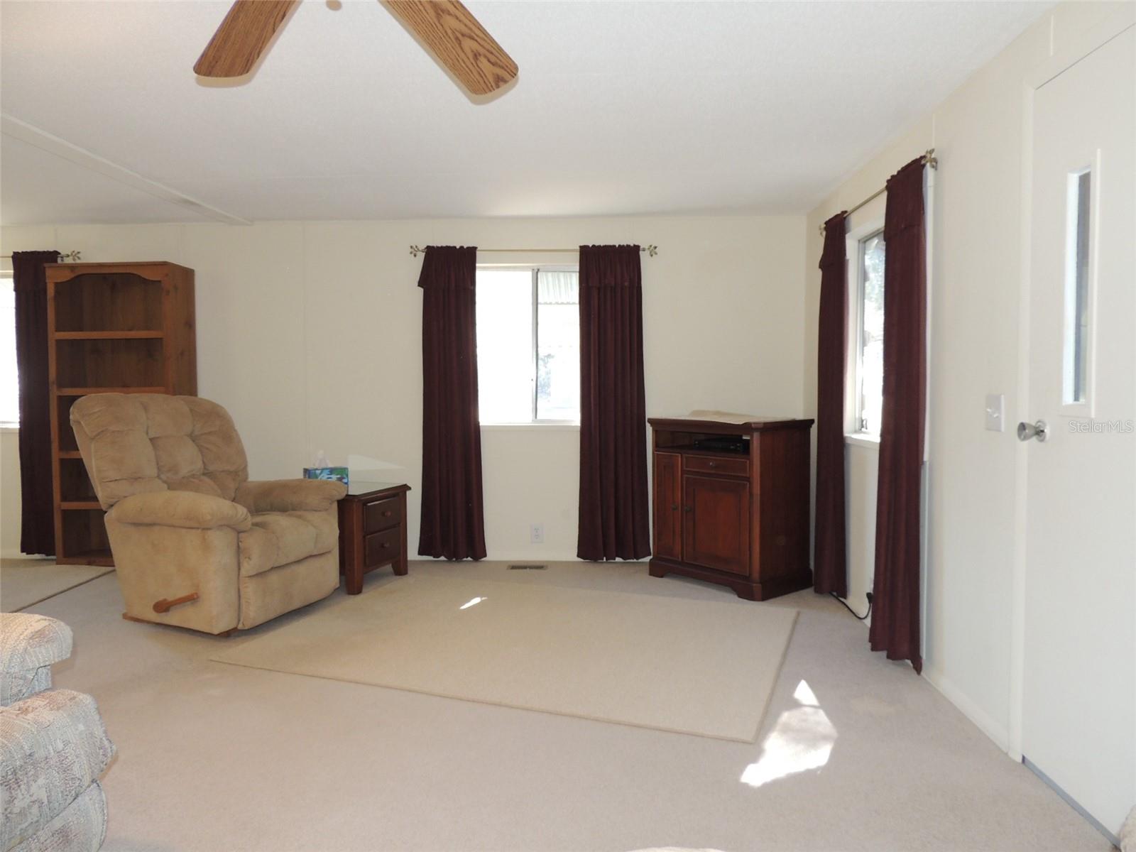 3761 SE 117TH TER, MORRISTON, FL, 32668