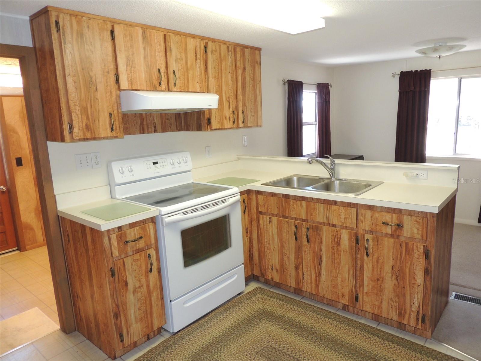 3761 SE 117TH TER, MORRISTON, FL, 32668