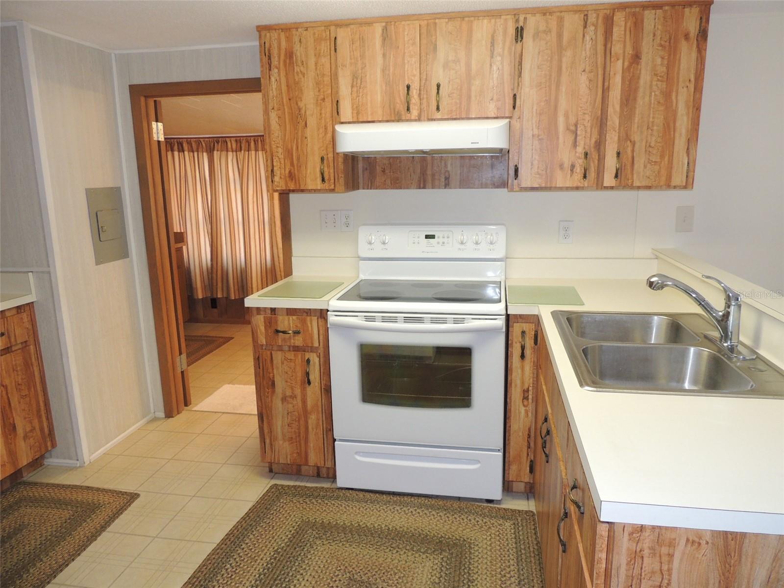 3761 SE 117TH TER, MORRISTON, FL, 32668