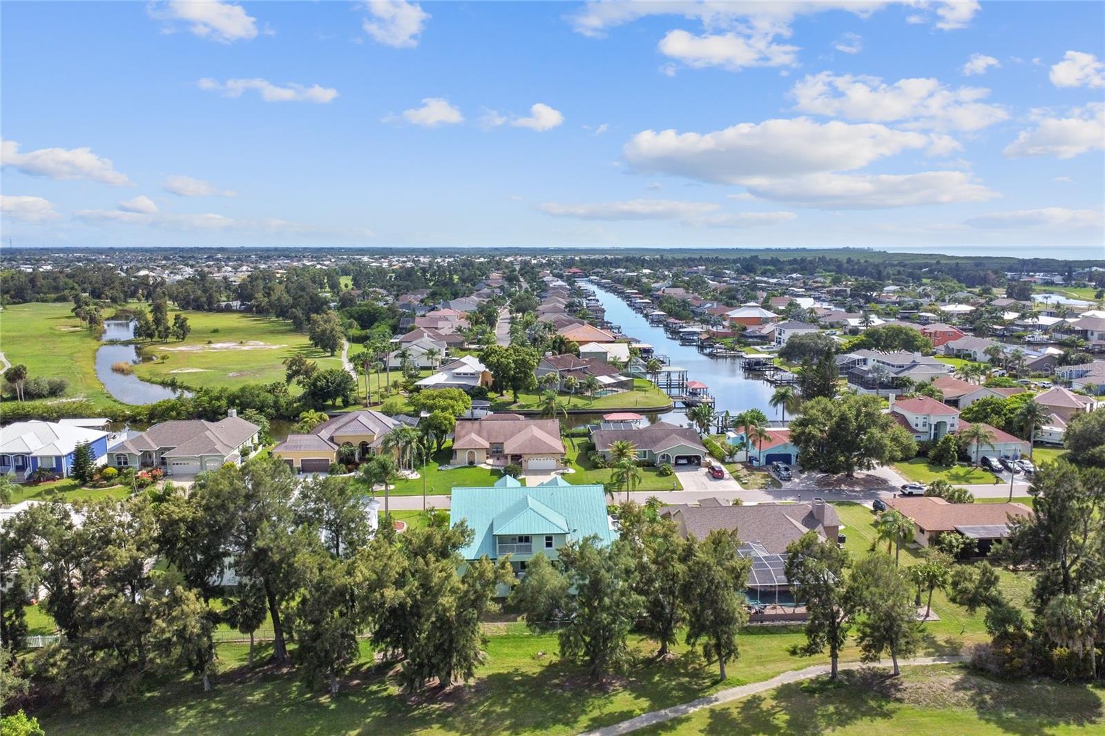711 EAGLE LN, APOLLO BEACH, FL, 33572