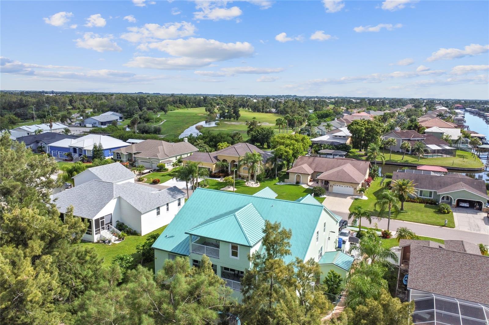 711 EAGLE LN, APOLLO BEACH, FL, 33572