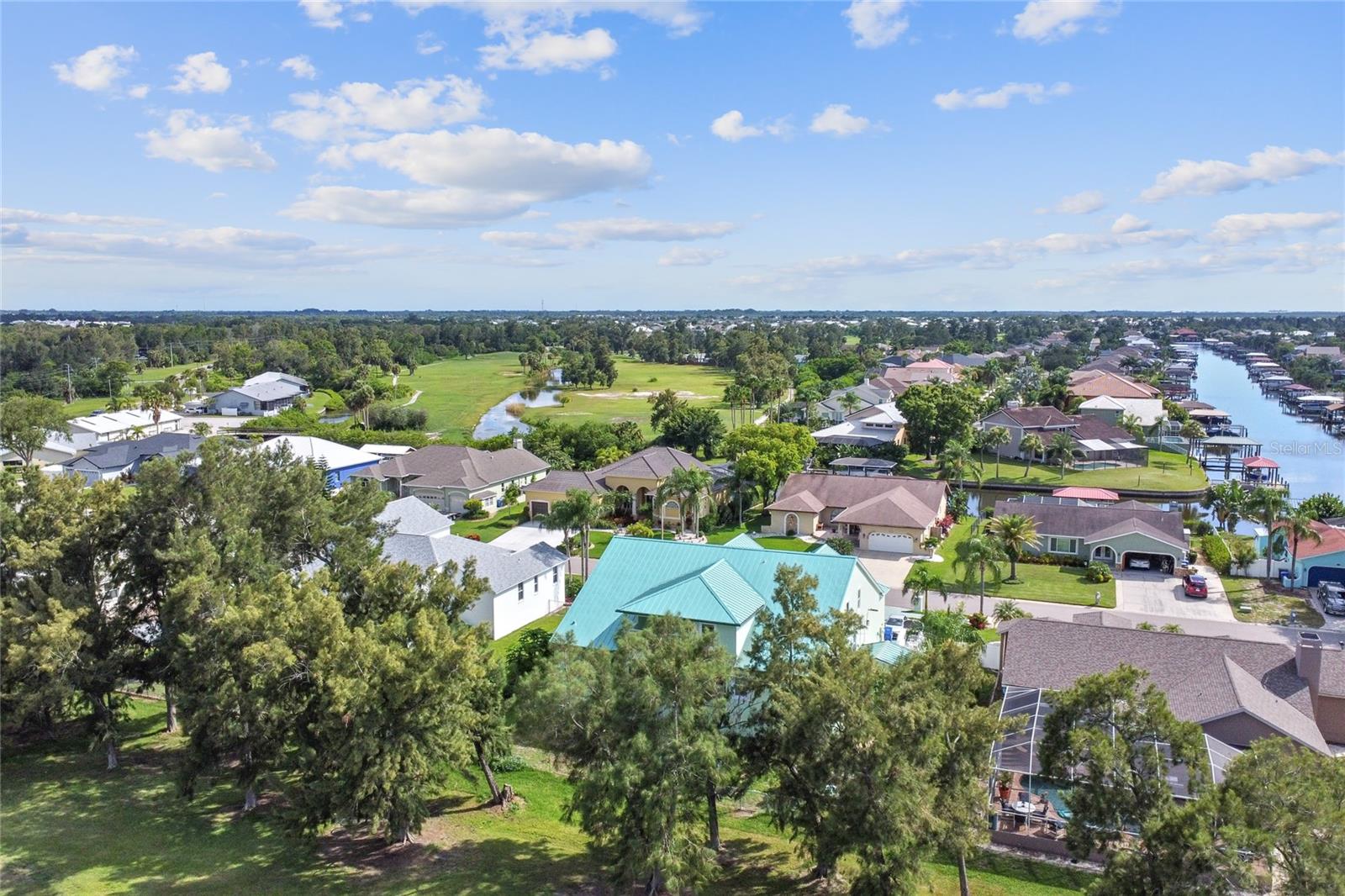 711 EAGLE LN, APOLLO BEACH, FL, 33572