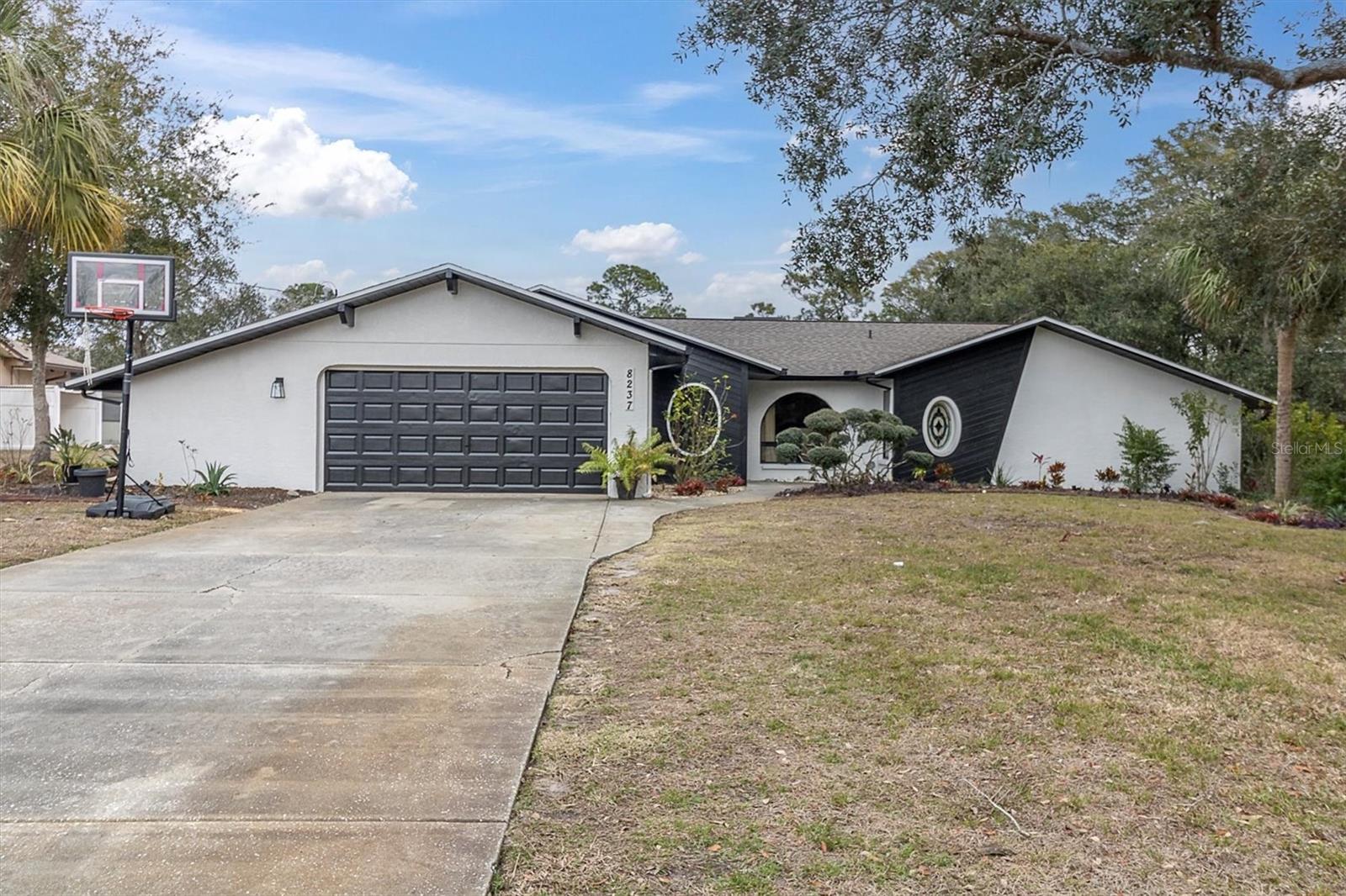 8237 DELAWARE DR, WEEKI WACHEE, FL, 34607