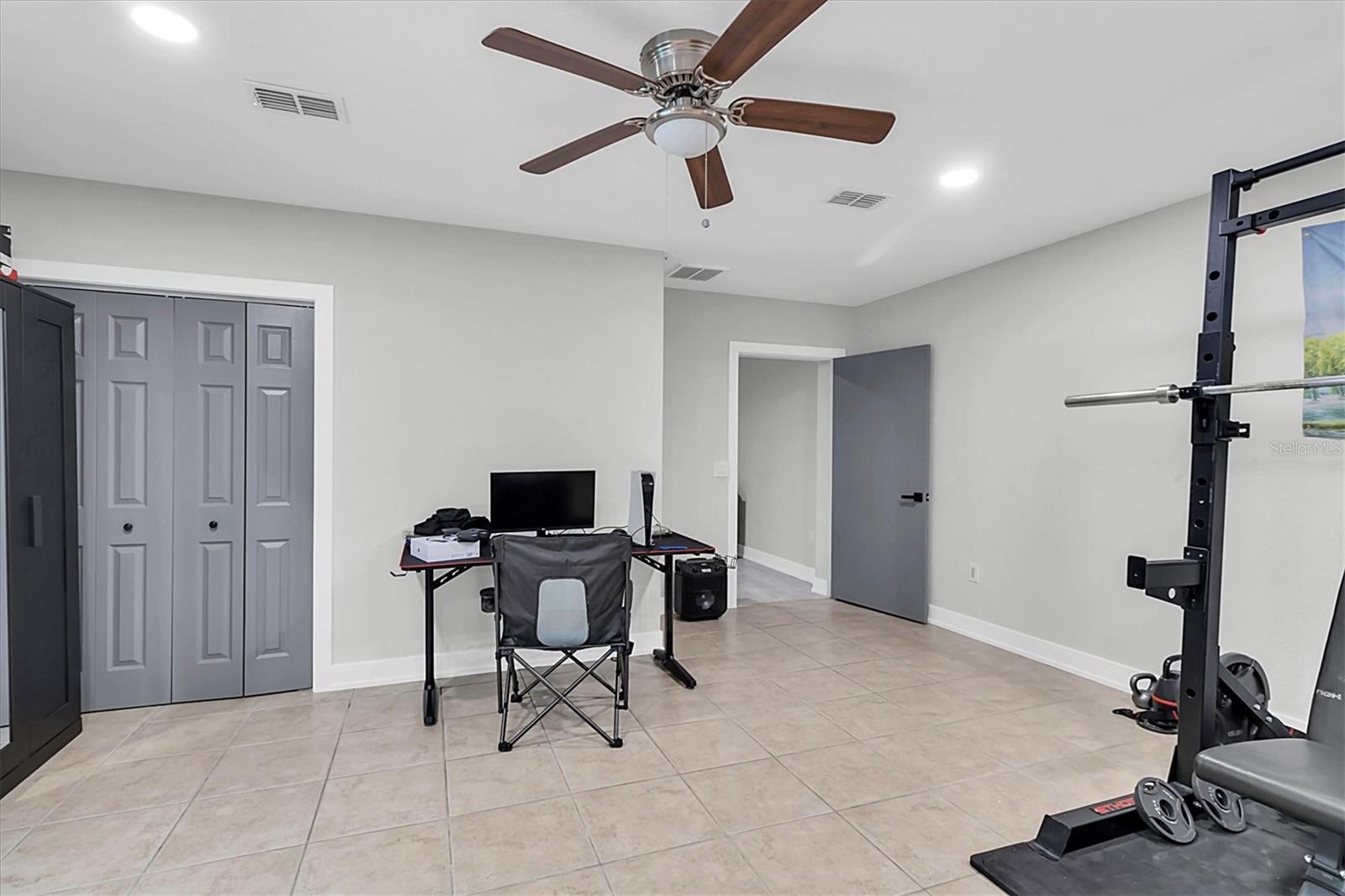 8237 DELAWARE DR, WEEKI WACHEE, FL, 34607