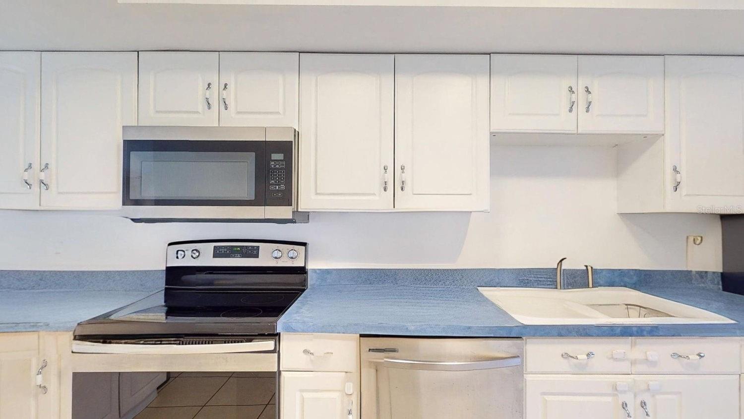 1237 N MCMULLEN BOOTH RD, CLEARWATER, FL, 33759