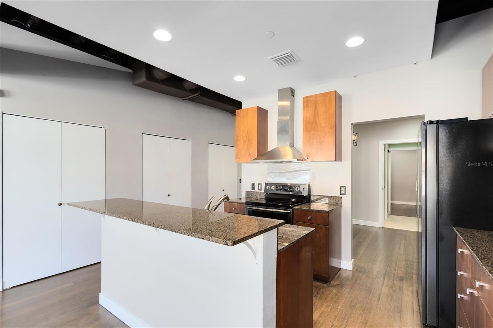 62 W COLONIAL DR #205, ORLANDO, FL, 32801