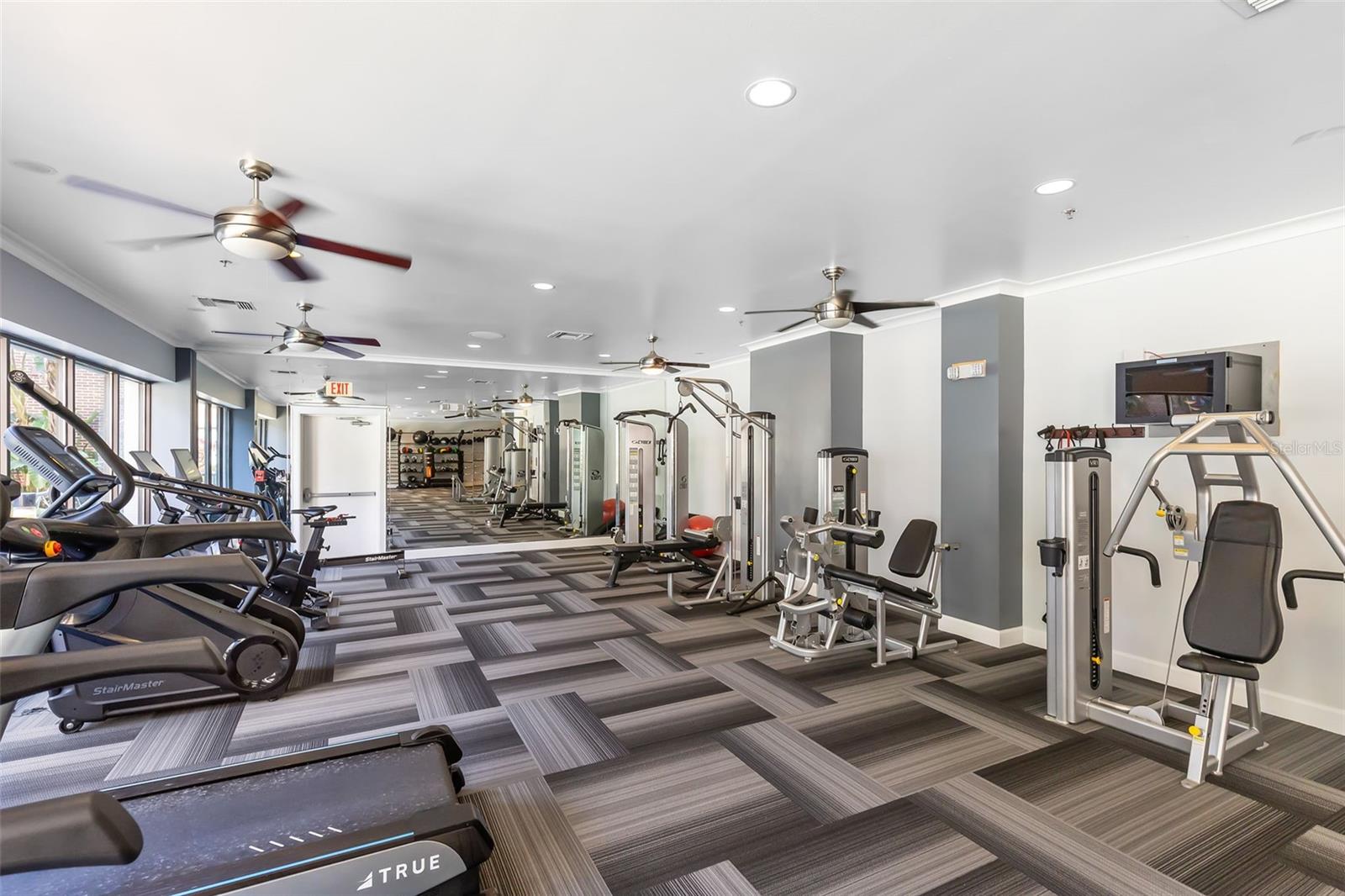 62 W COLONIAL DR #205, ORLANDO, FL, 32801