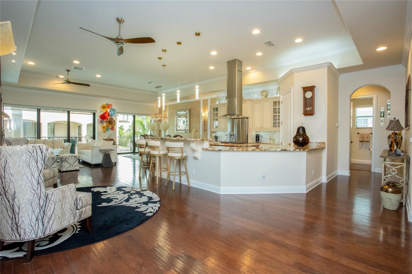 105 WIMBLEDON CT, REDINGTON SHORES, FL, 33708