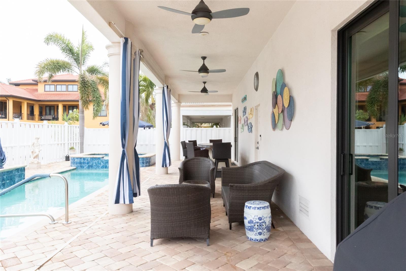 105 WIMBLEDON CT, REDINGTON SHORES, FL, 33708