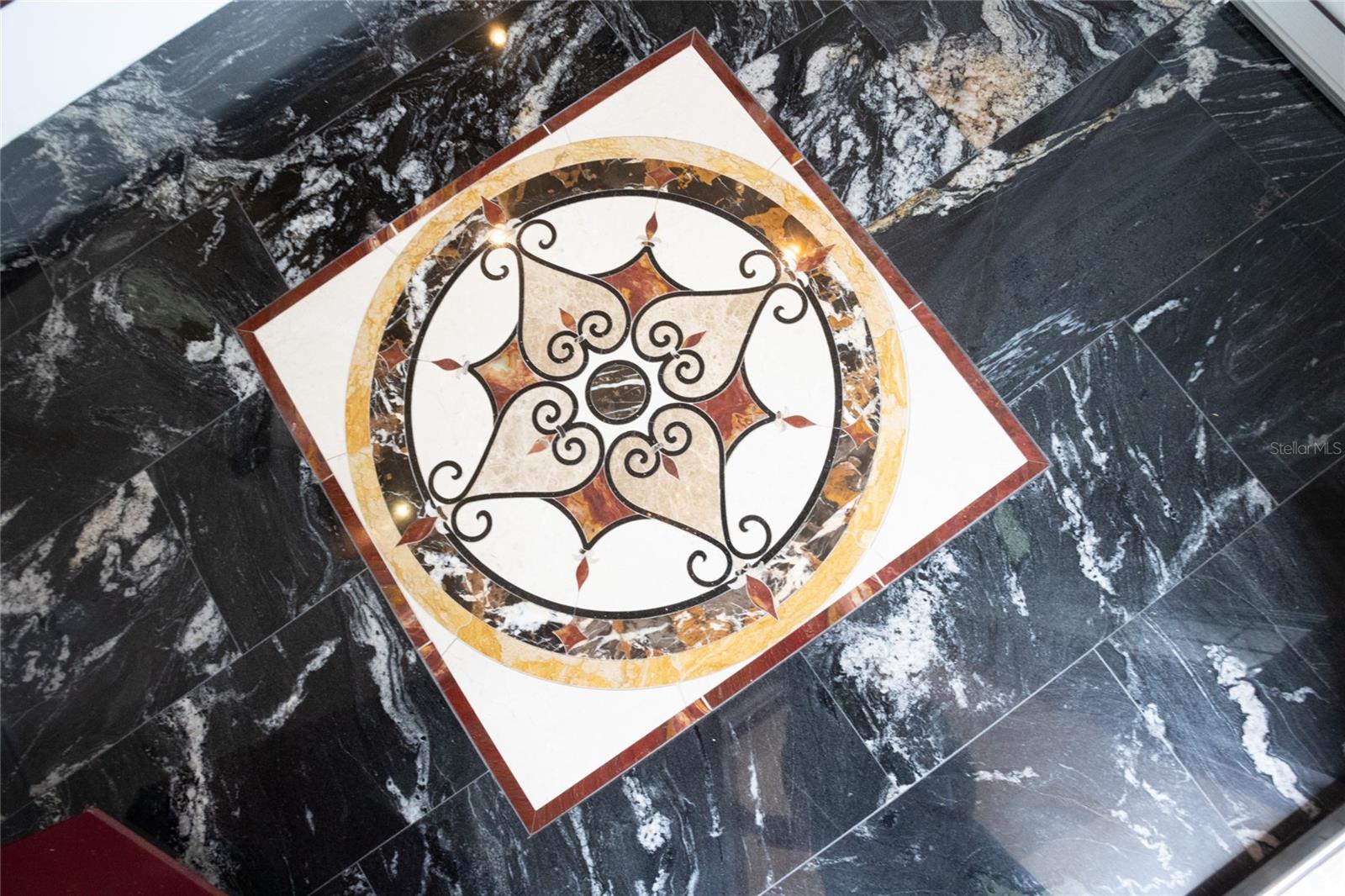 105 WIMBLEDON CT, REDINGTON SHORES, FL, 33708