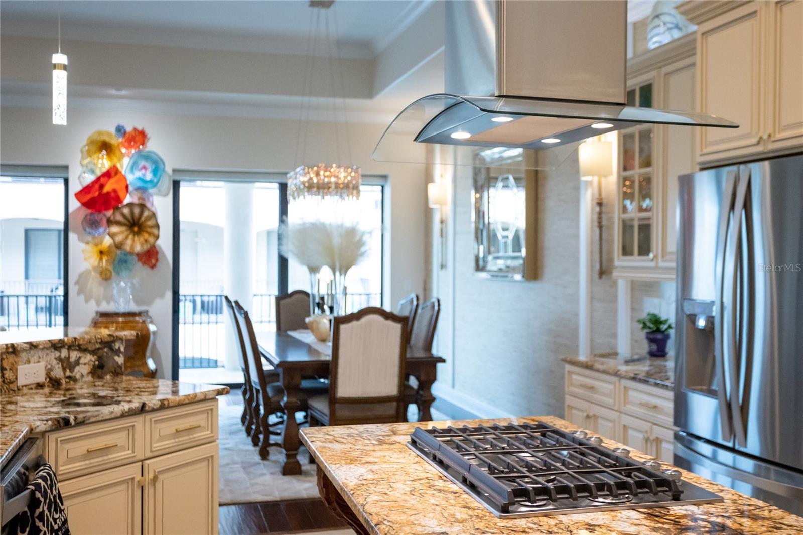 105 WIMBLEDON CT, REDINGTON SHORES, FL, 33708