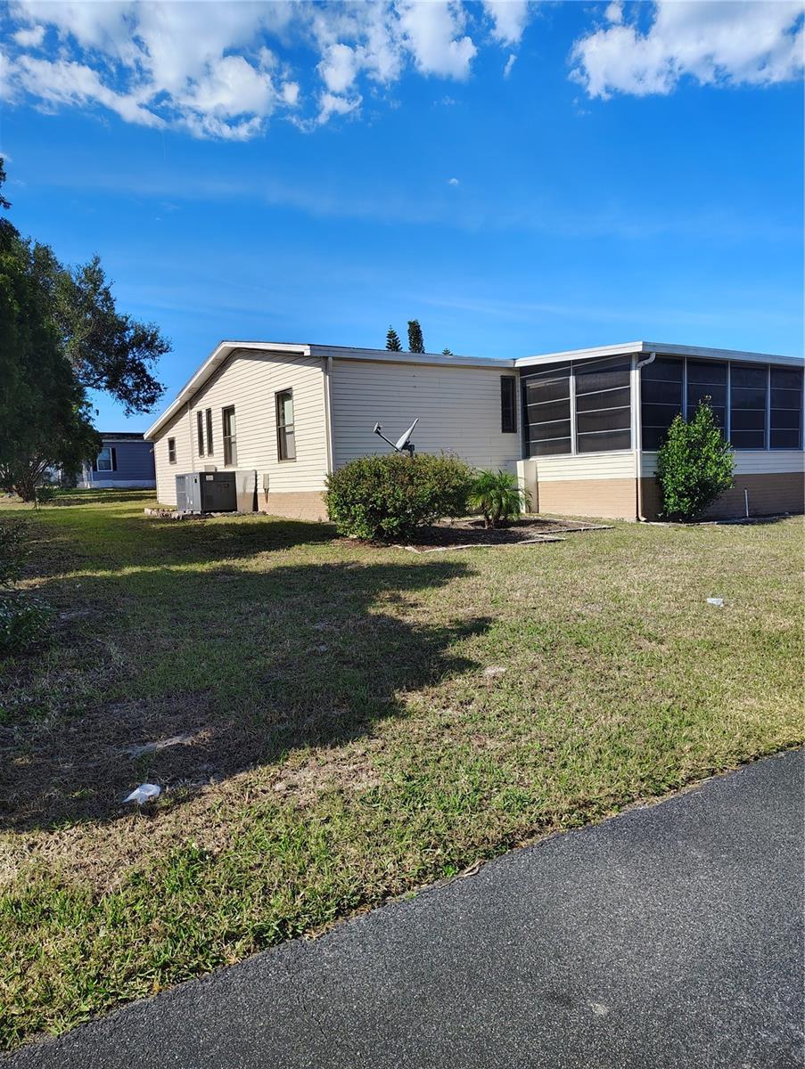 1561 BLACK FOREST DR, LAKELAND, FL, 33810