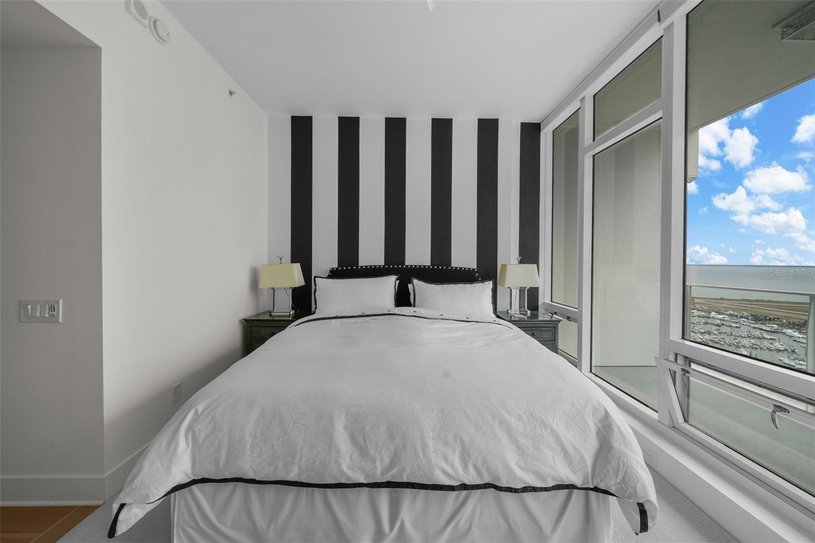175 1ST ST S #3102, ST PETERSBURG, FL, 33701