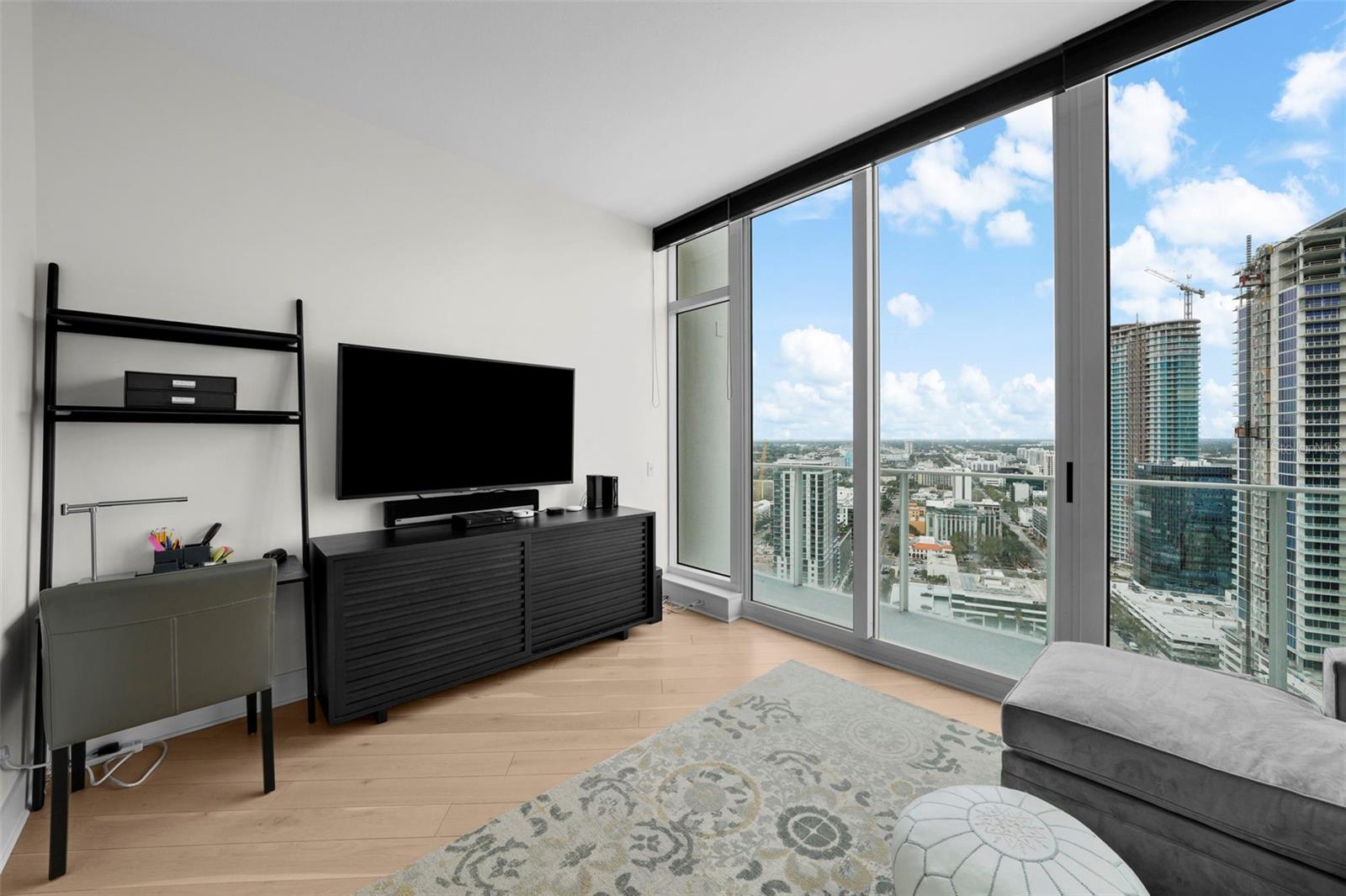 175 1ST ST S #3102, ST PETERSBURG, FL, 33701