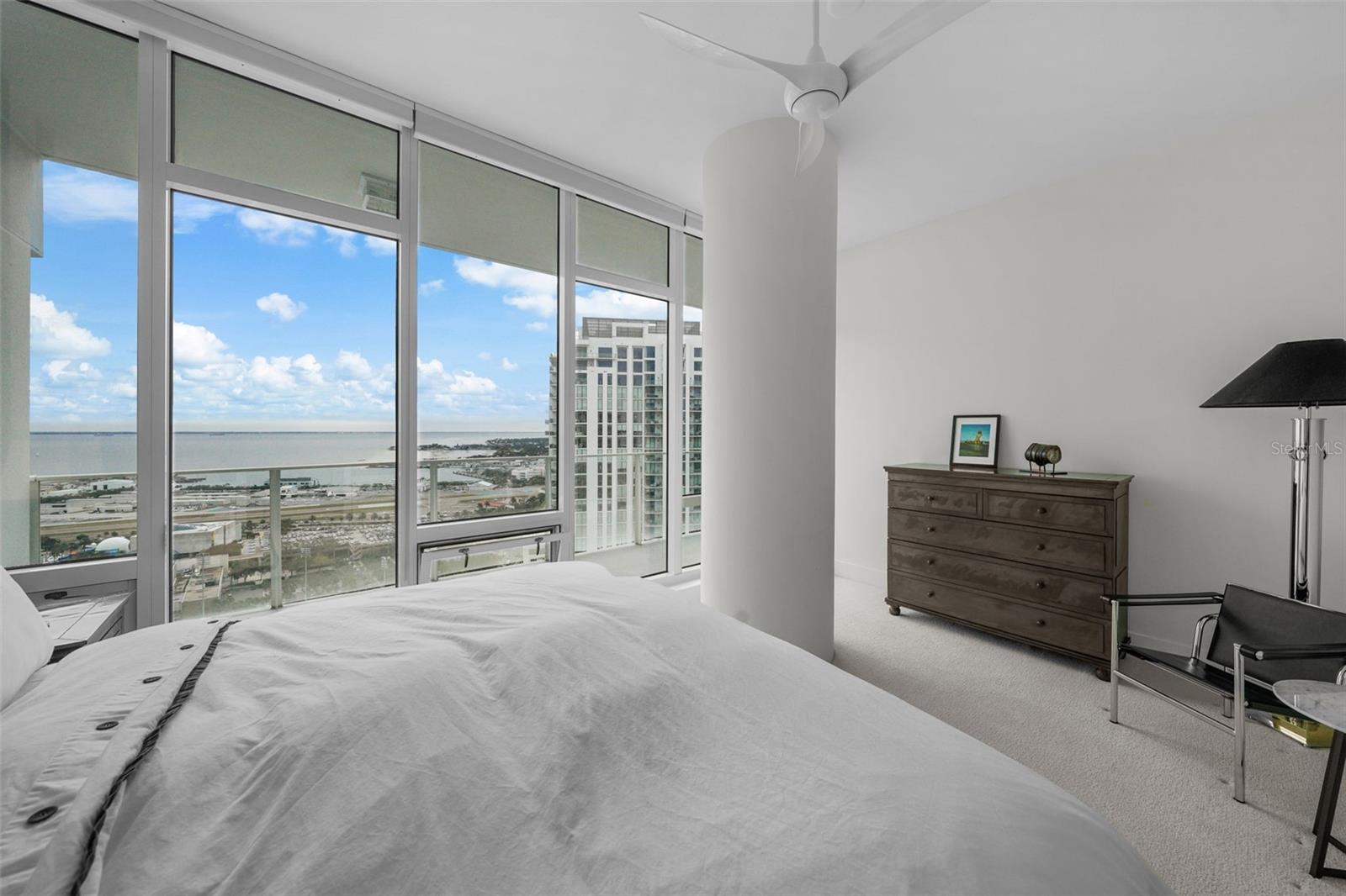 175 1ST ST S #3102, ST PETERSBURG, FL, 33701