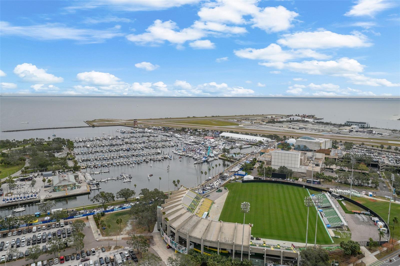 175 1ST ST S #3102, ST PETERSBURG, FL, 33701