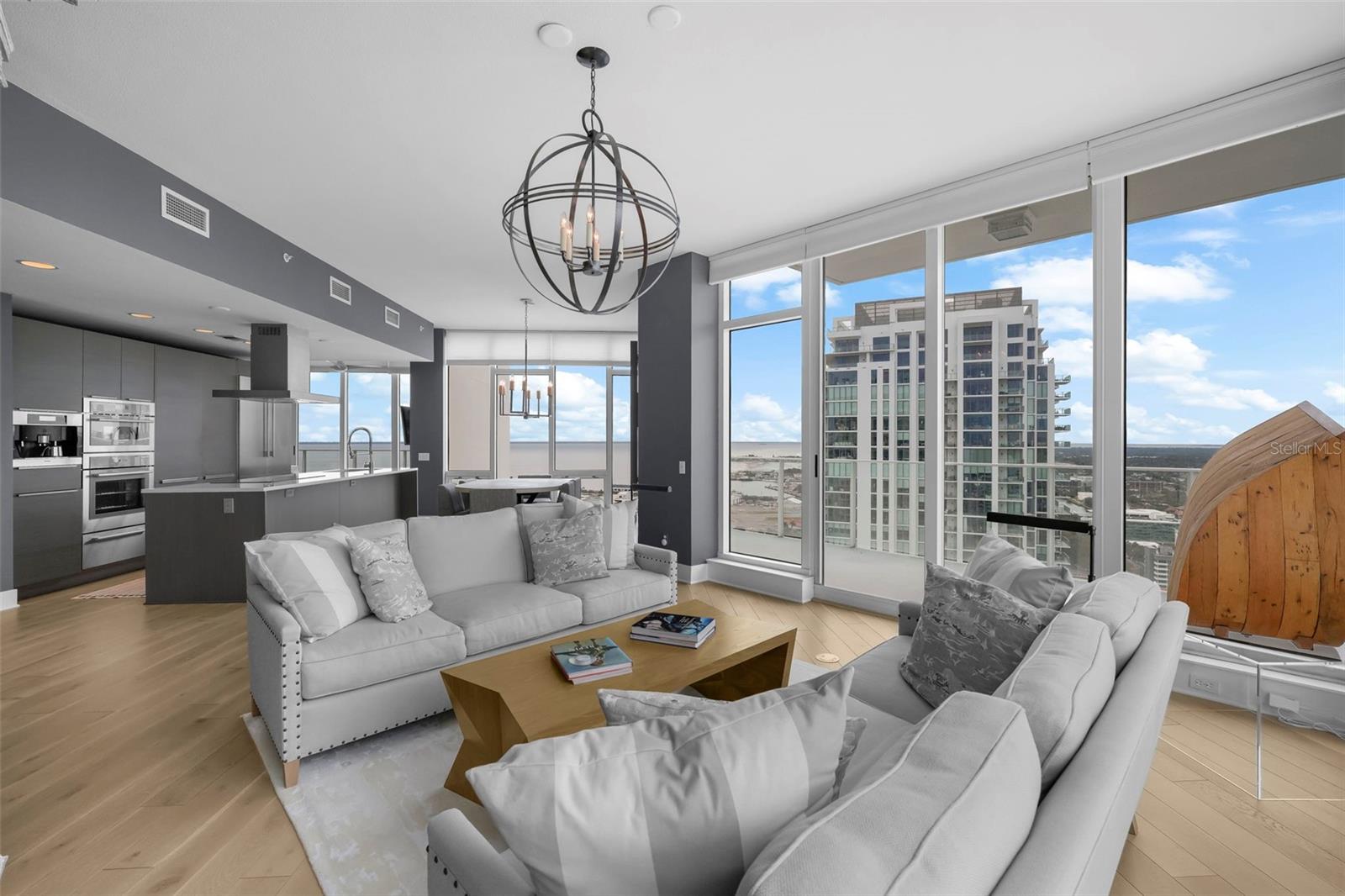 175 1ST ST S #3102, ST PETERSBURG, FL, 33701