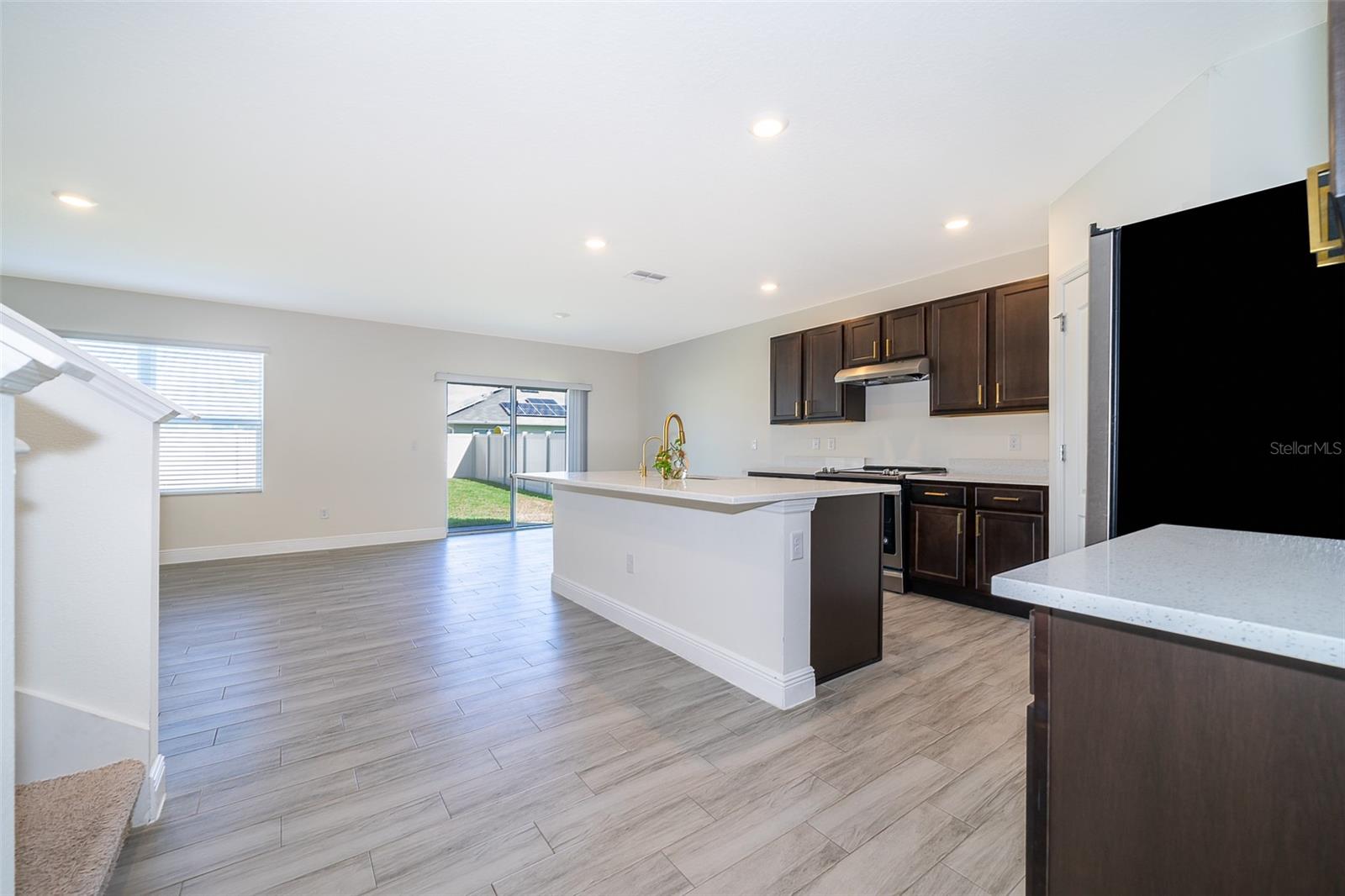 1390 FOX SQUIRREL DR, DAVENPORT, FL, 33897