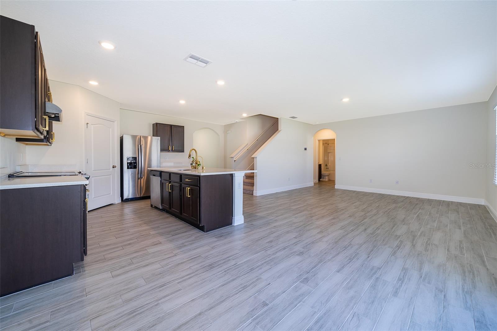 1390 FOX SQUIRREL DR, DAVENPORT, FL, 33897