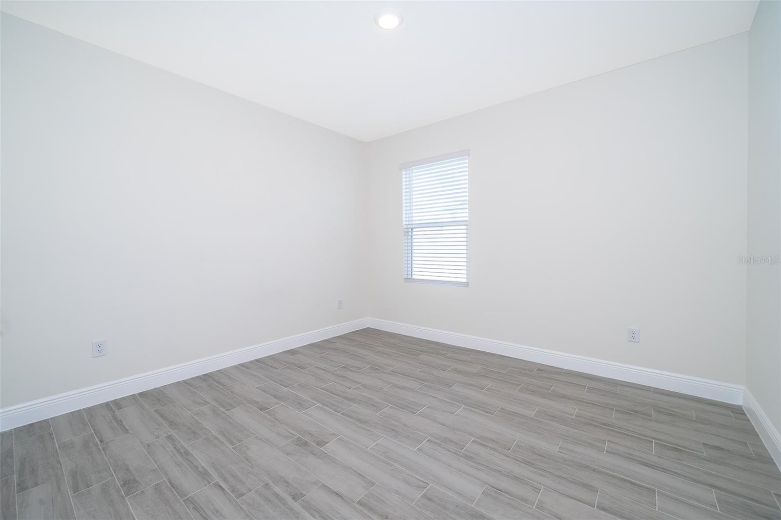 1390 FOX SQUIRREL DR, DAVENPORT, FL, 33897