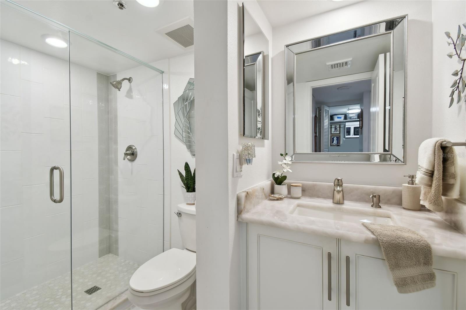 1660 GULF BLVD #PH1, CLEARWATER BEACH, FL, 33767