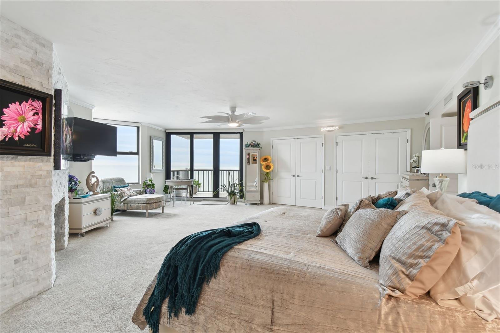 1660 GULF BLVD #PH1, CLEARWATER BEACH, FL, 33767