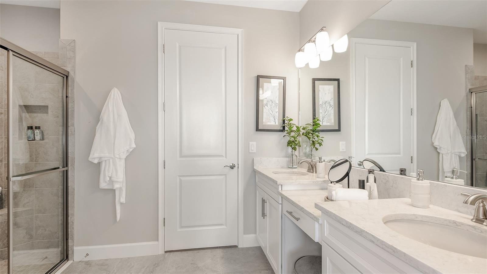 8053 MOONBEAM AVE, SARASOTA, FL, 34241