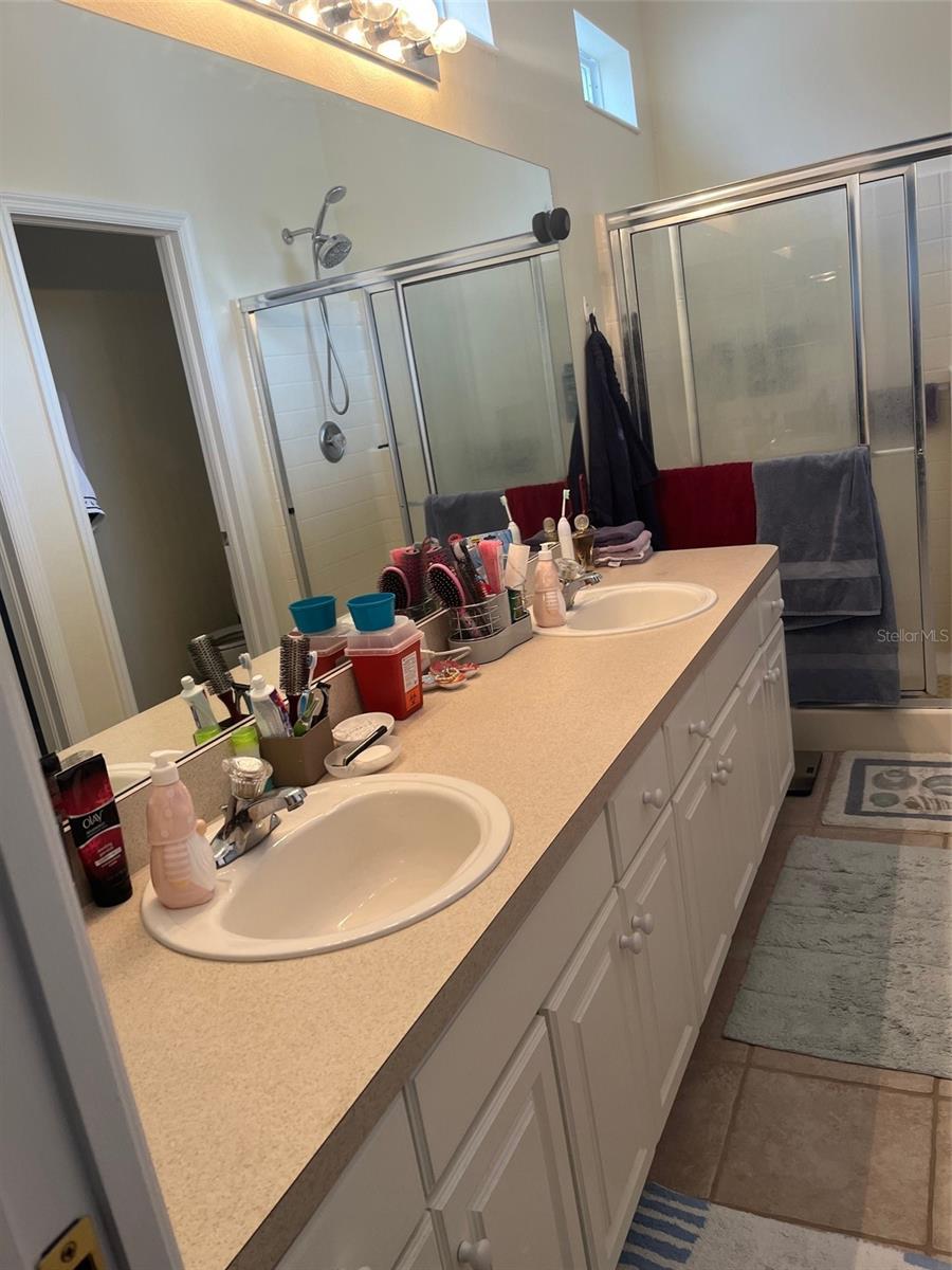 8129 AMBERSWEET PL, LAND O LAKES, FL, 34637