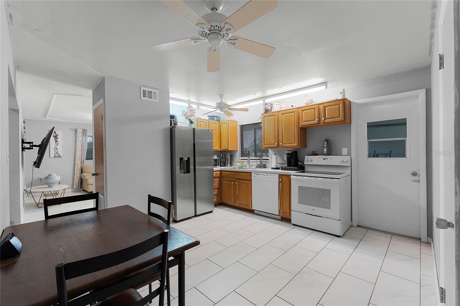 5975 ABERCORN DR, ORLANDO, FL, 32812