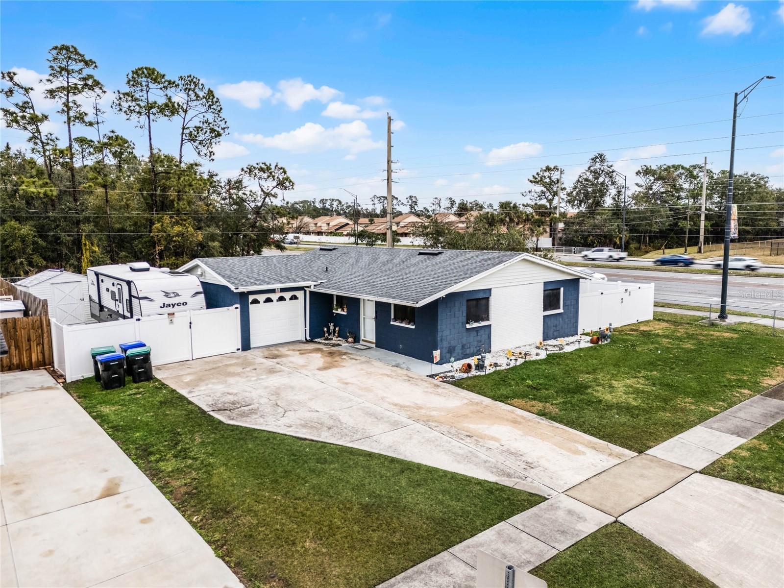 5975 ABERCORN DR, ORLANDO, FL, 32812