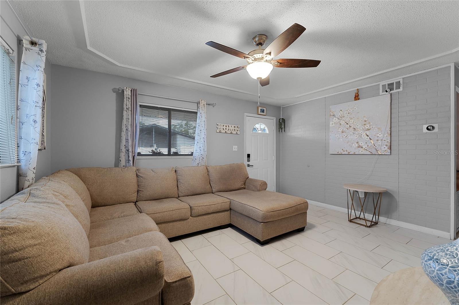 5975 ABERCORN DR, ORLANDO, FL, 32812