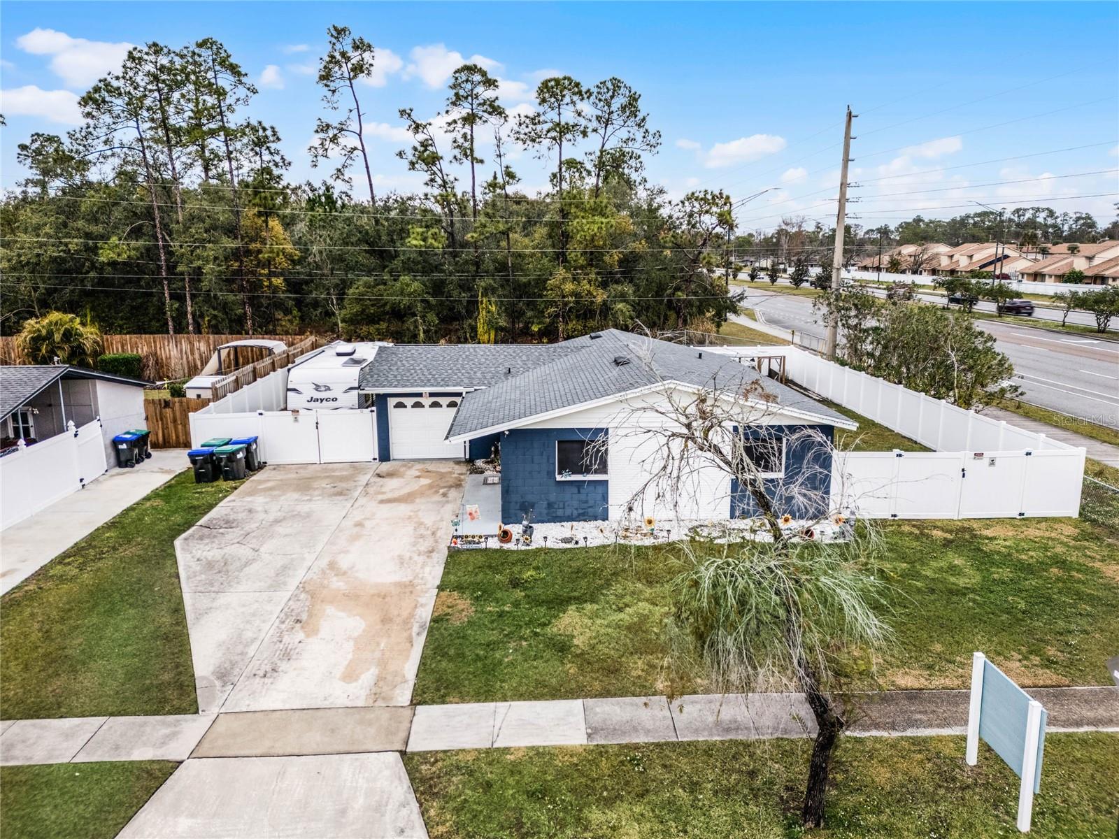5975 ABERCORN DR, ORLANDO, FL, 32812