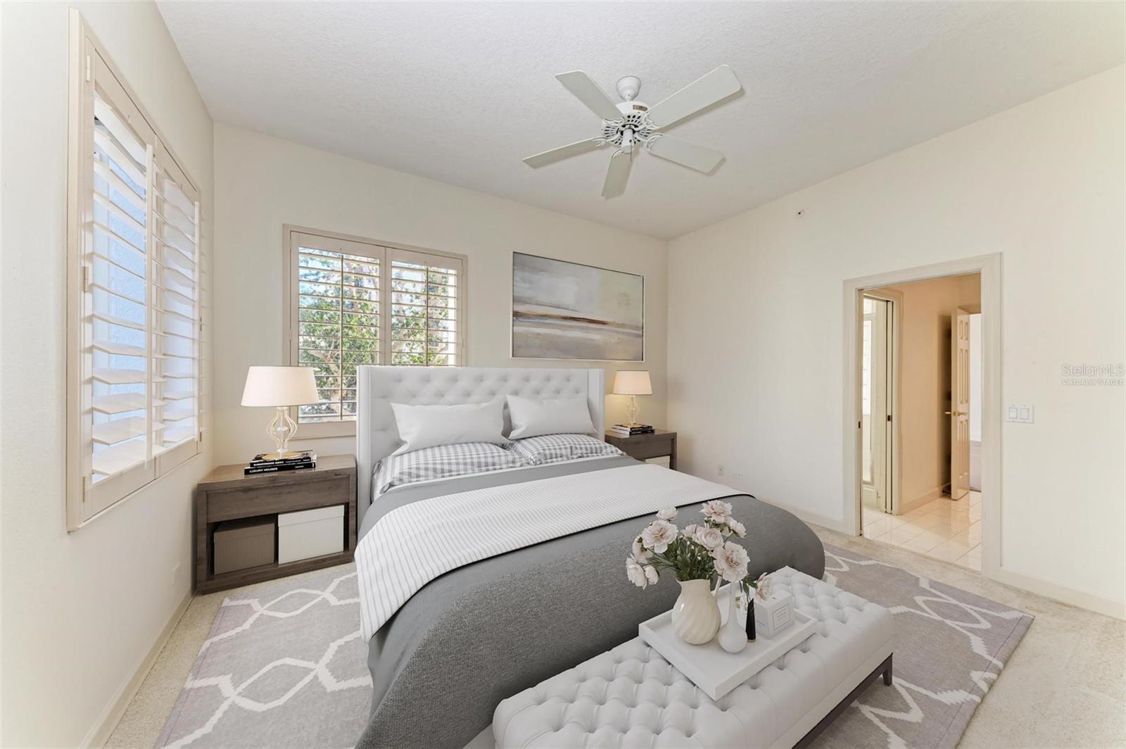 306 GOLDEN GATE PT #2, SARASOTA, FL, 34236