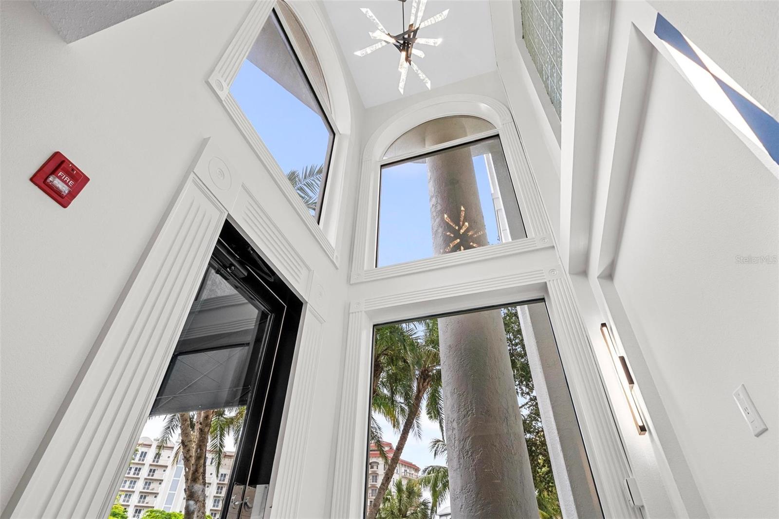306 GOLDEN GATE PT #2, SARASOTA, FL, 34236