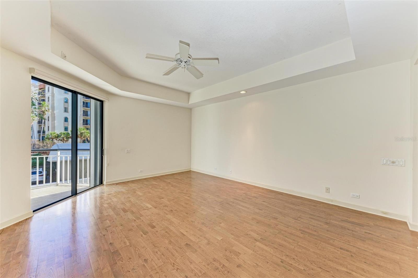 306 GOLDEN GATE PT #2, SARASOTA, FL, 34236