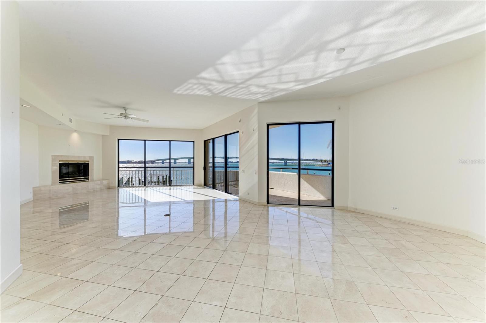 306 GOLDEN GATE PT #2, SARASOTA, FL, 34236