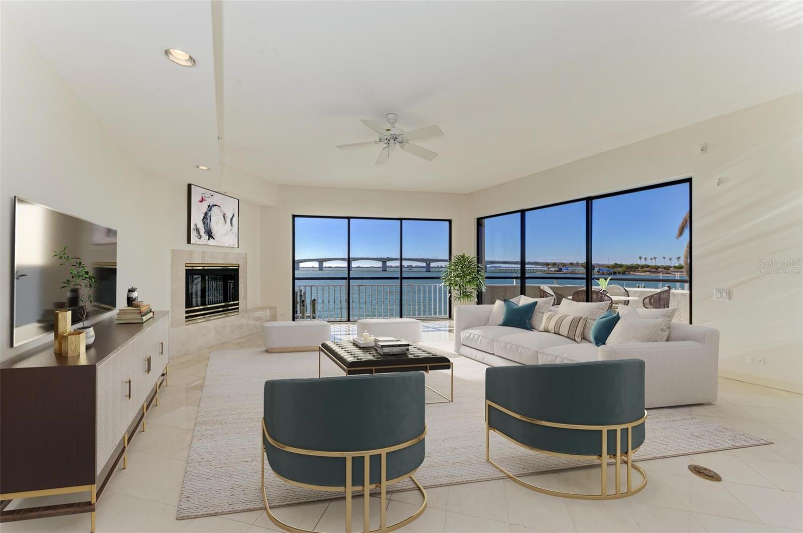 306 GOLDEN GATE PT #2, SARASOTA, FL, 34236