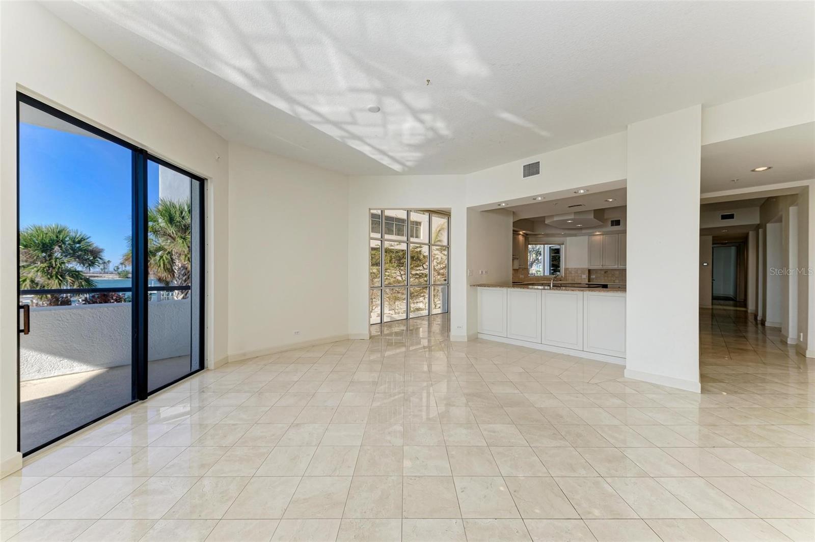 306 GOLDEN GATE PT #2, SARASOTA, FL, 34236