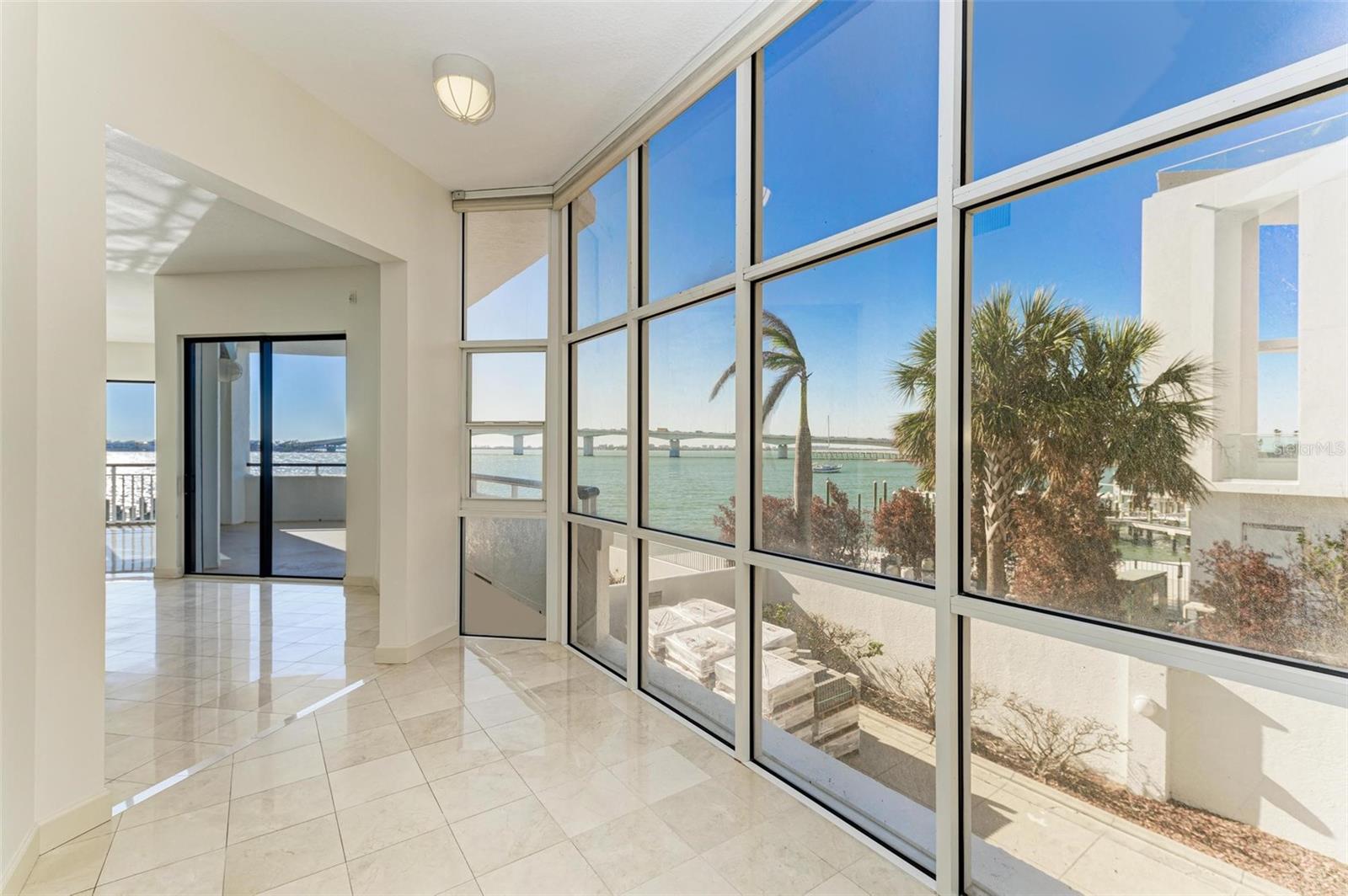 306 GOLDEN GATE PT #2, SARASOTA, FL, 34236